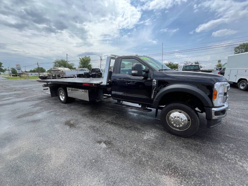 2024 Ford F-600 Super Duty Chassis Cab XL - Photo 2