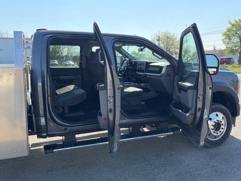 2023 Ford F-550 Super Duty Chassis Cab XLT - Photo 6