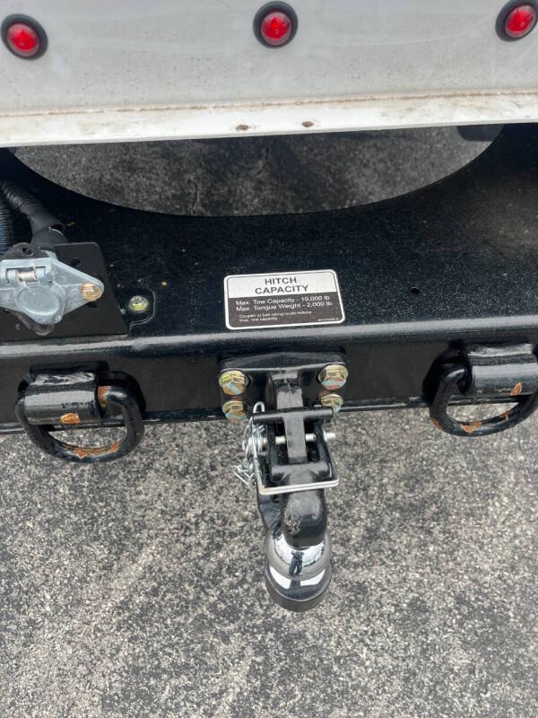 2023 Ford F-450 Super Duty Chassis Cab - Photo 8