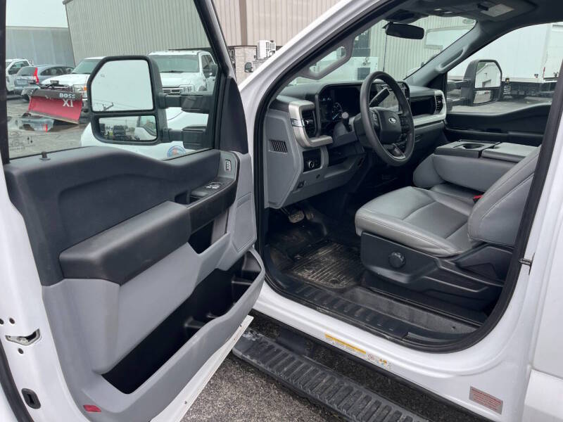 2023 Ford F-600 Super Duty Chassis Cab - Photo 8