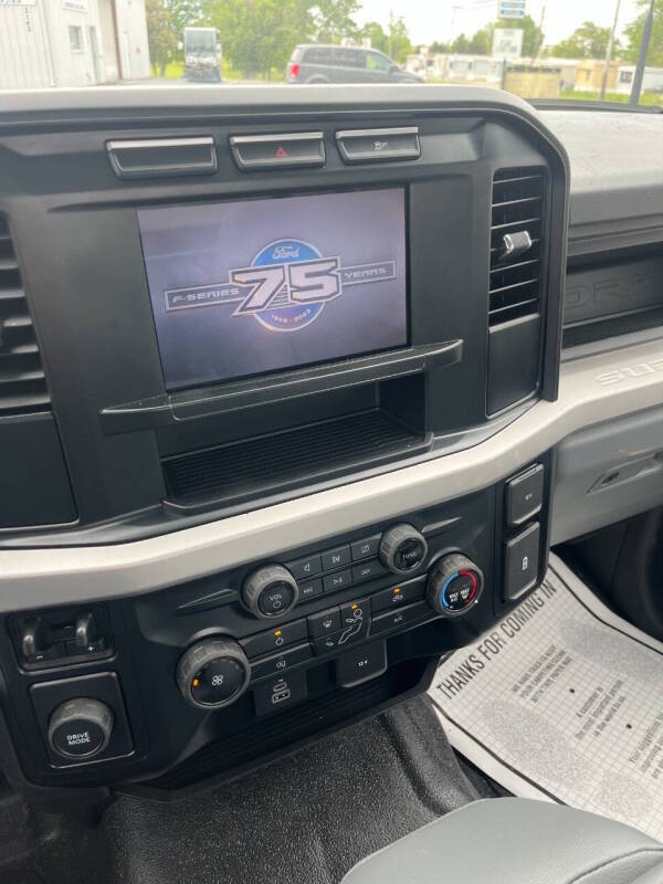 2023 Ford F-450 Super Duty Chassis Cab - Photo 19