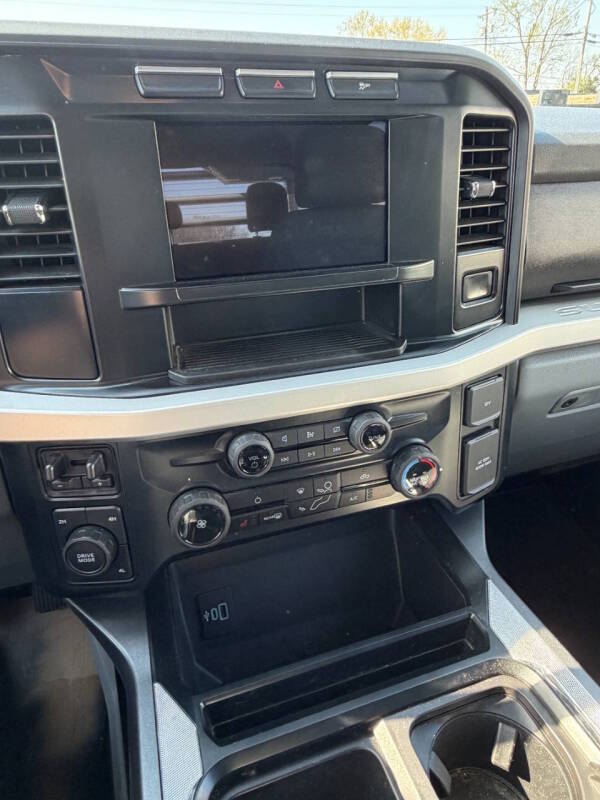 2023 Ford F-550 Super Duty Chassis Cab XLT - Photo 7